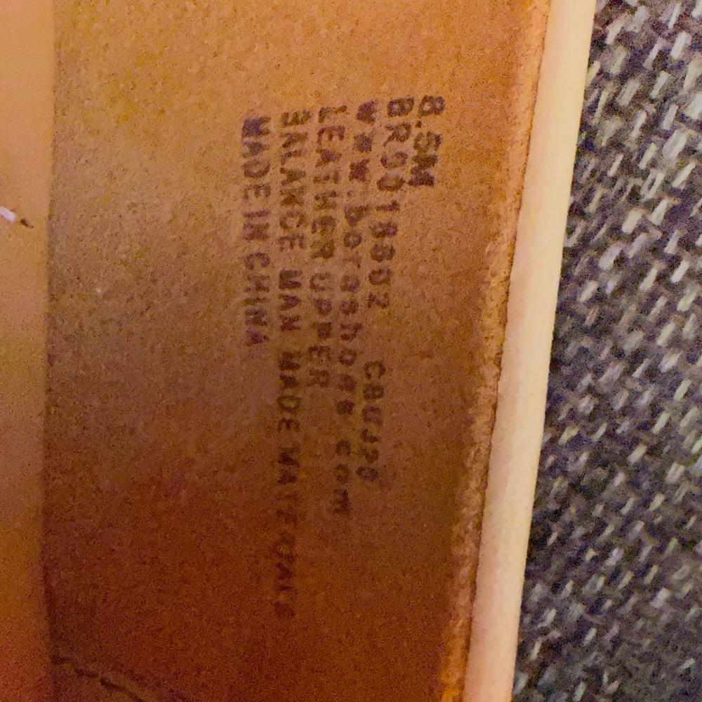 Born Women's Beige Leather Loafers - Picture 5 of 5